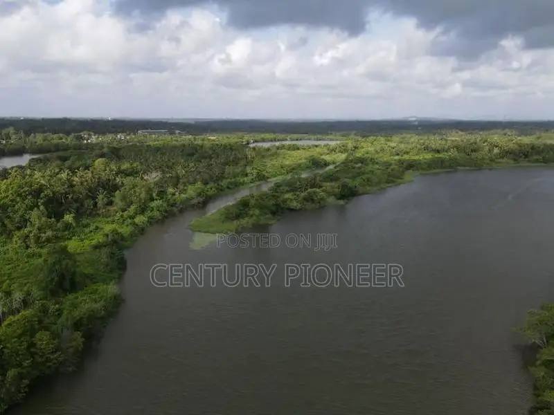 Waterfront Land for Sale in Bolgoda