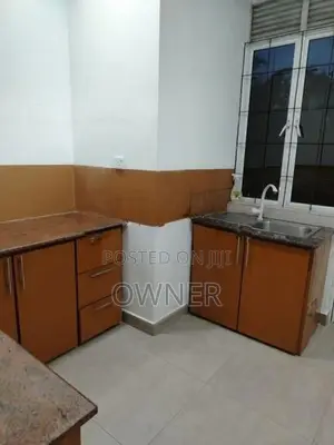 Upstairs House for Rent in Athurugiriya