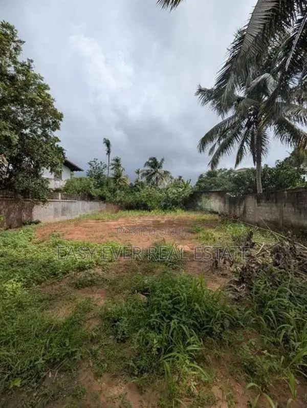 මාතර මඩිහේ ඉඩම් සොයන අයට විශේෂ අවස්ථාවක්!