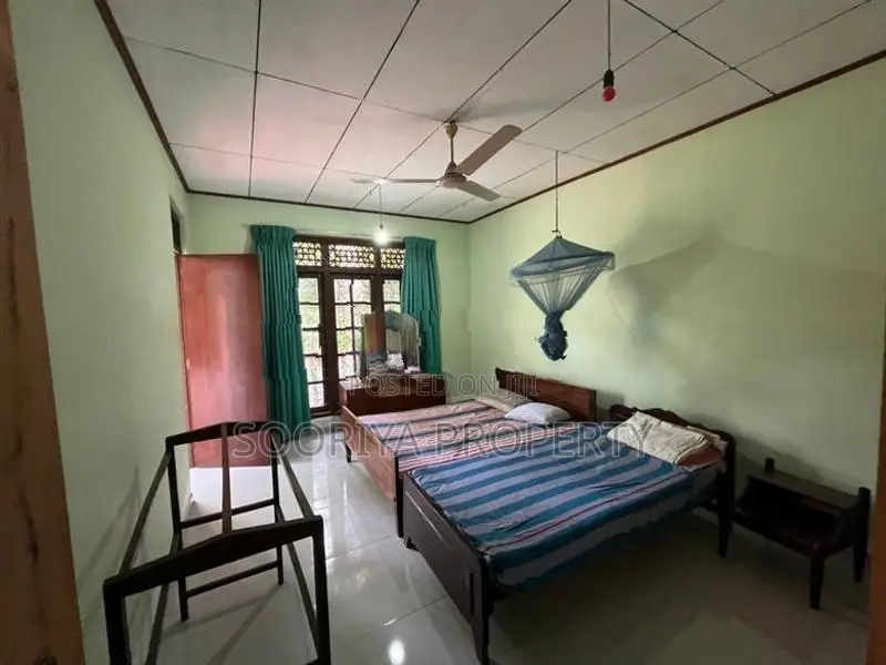 ATHURUGIRIYA 2BR UPSTAIR FURNISHED HOUSE FOR RENT