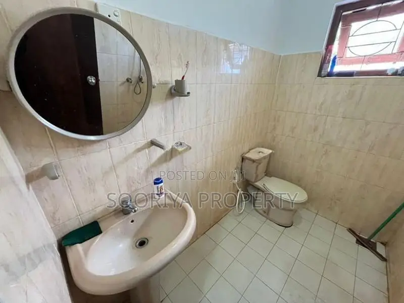 ATHURUGIRIYA 2BR UPSTAIR FURNISHED HOUSE FOR RENT