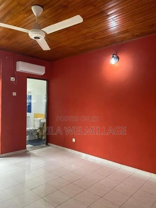 Spacious 4-Bedroom House For Rent In Battaramulla