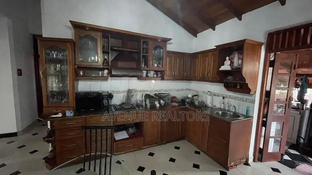 5BR Two-Storey House for Sale in Kandana (HS4948)