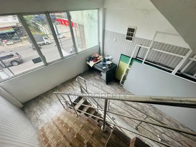 ( YC-1205) Valuable Commercial Building Rent in Nugegoda