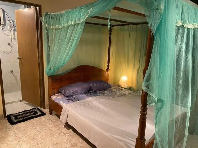 Fully Furnished Rooftop Annex for Rent – Galle Town
