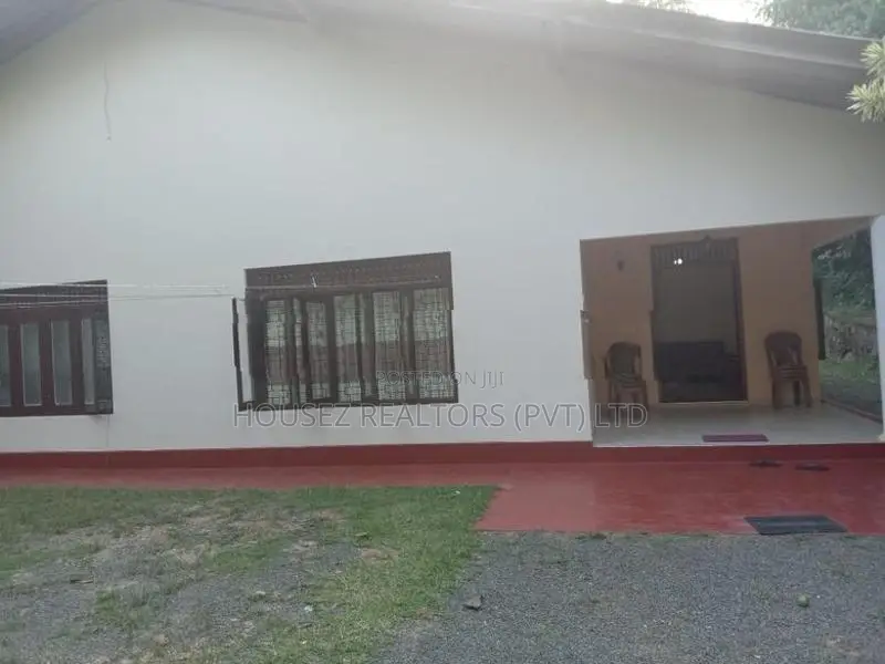 Well-Furnished 5-Bedroom House for Sale – Galle