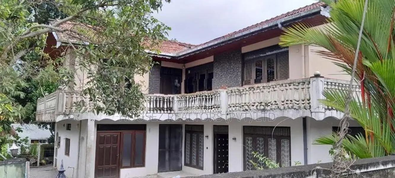 Spacious 6-Bedroom House for Rent – Piliyandala