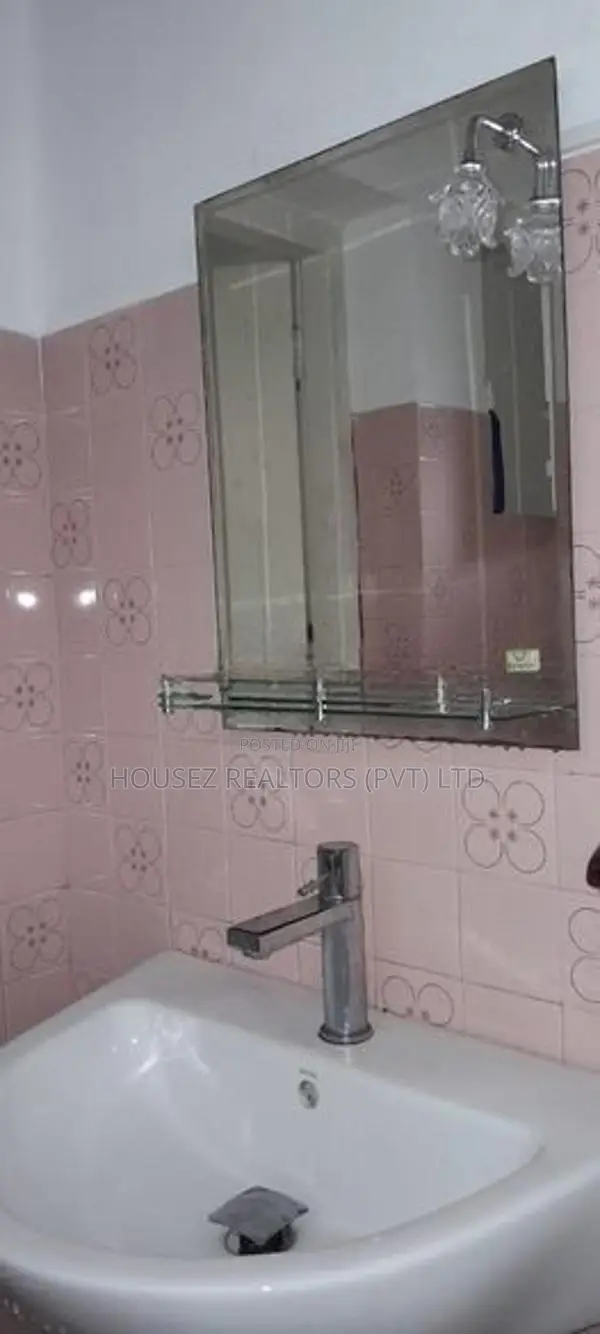 Spacious 6-Bedroom House for Rent – Piliyandala