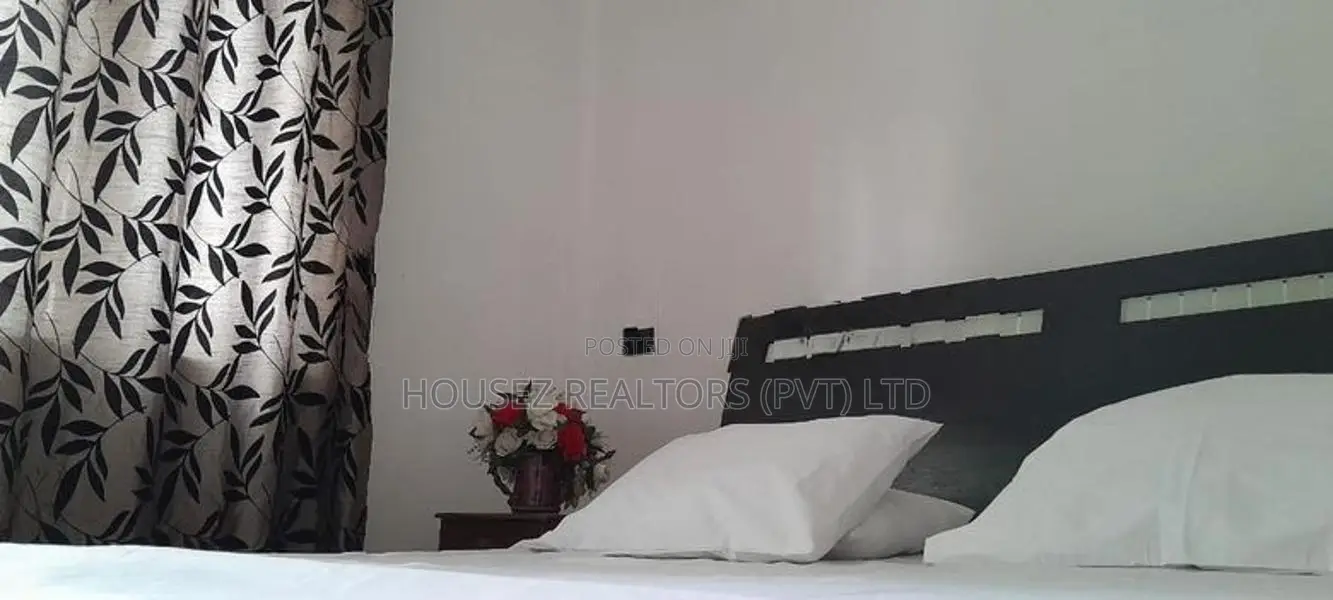 Spacious 6-Bedroom House for Rent – Piliyandala