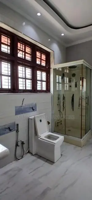 House for Rent without Furniture in Mount Lavaniya