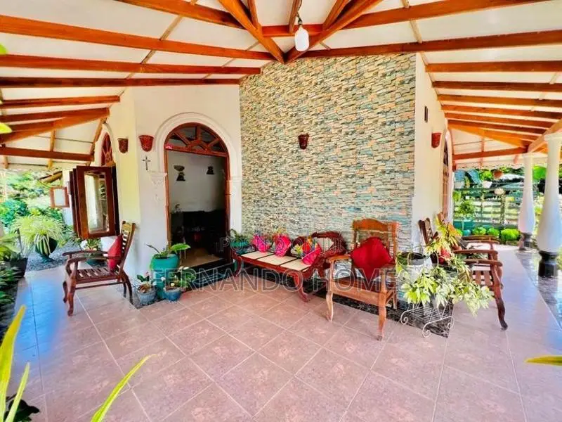 Unique Land Garden 3 Bed Rooms House For Sale In Kandawala Katana