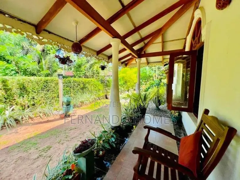 Unique Land Garden 3 Bed Rooms House For Sale In Kandawala Katana