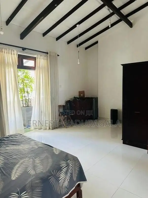 Upper Floor House for Rent in Nugegoda (hr-601)