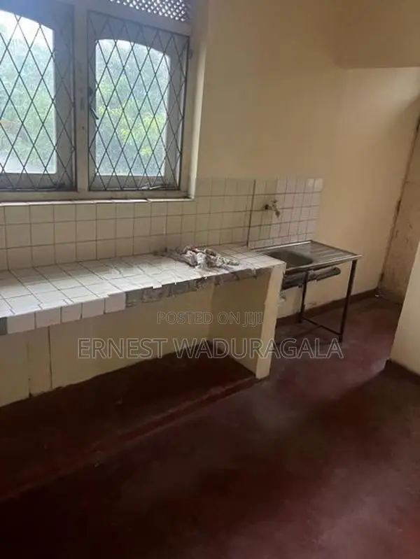 Upper Floor Rent in Boralesgamuwa - 603