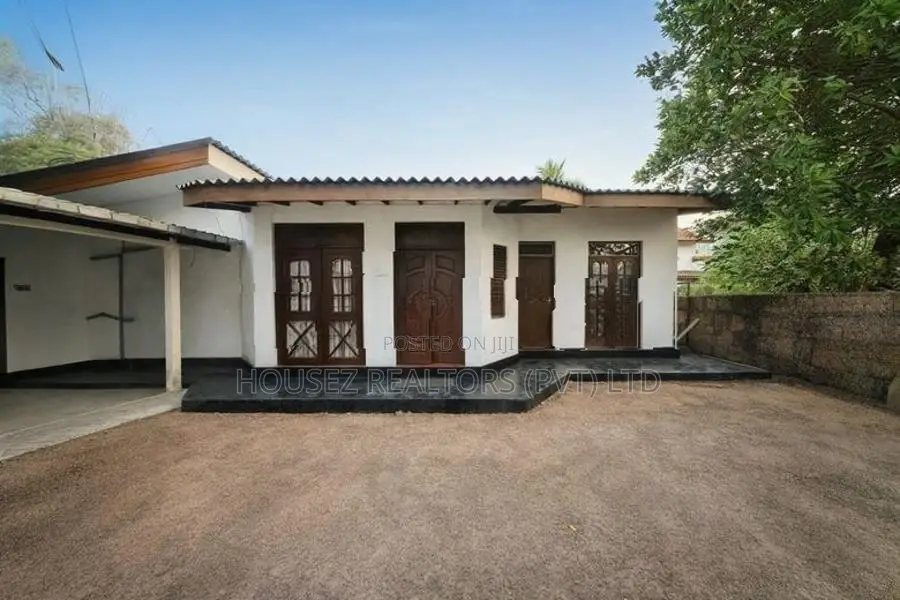 Peaceful Single Storey House for Sale in Moratuwa