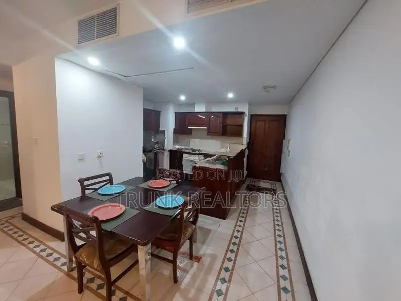 Crescat Residencies, Colombo 03 02BR Apartment For Rent (NK11798)