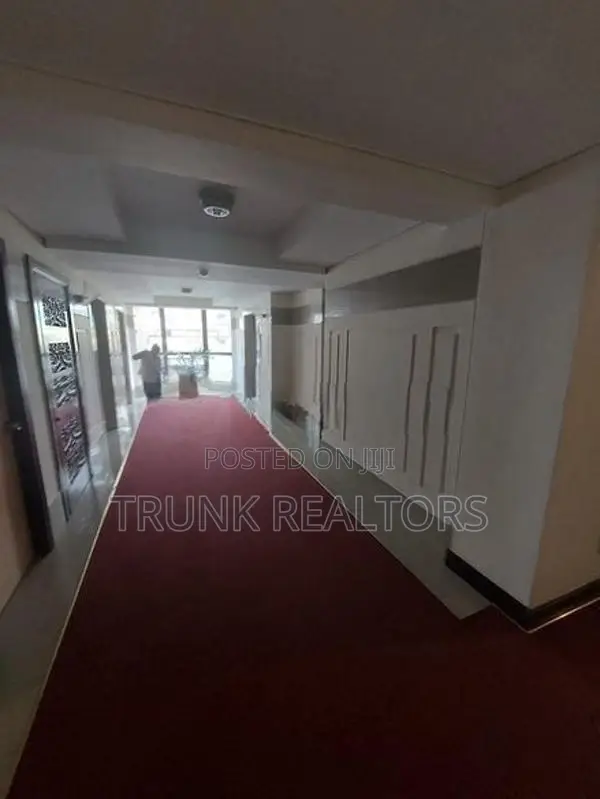 Crescat Residencies, Colombo 03 02BR Apartment For Rent (NK11798)