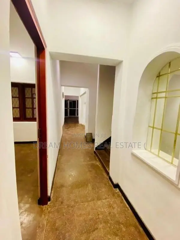 4-Bedroom House for Rent Nugegoda