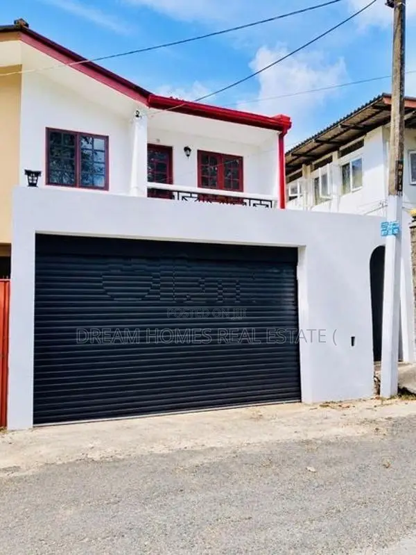 4-Bedroom House for Rent Nugegoda