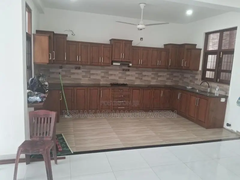 B/n 1 St-Floor 3 B/r House for Rent