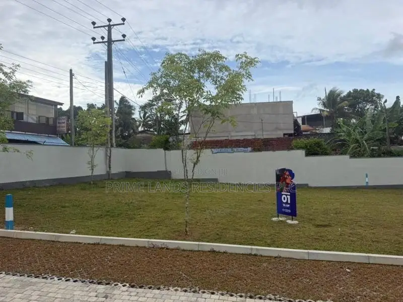 Residential Land for Sale Boralesgamuwa