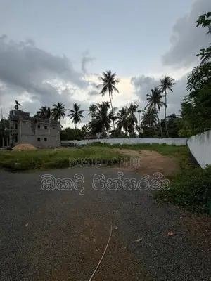 කොට්ටාව රුක්මලෙන් පර්චස් 7ක අගනා බිම් කොටසක්