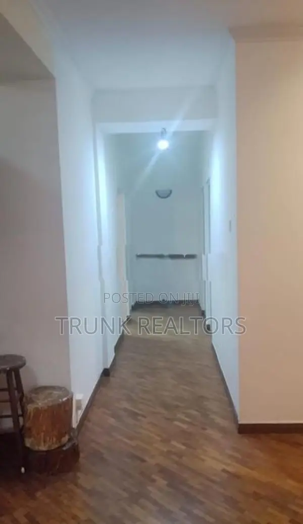 Liberty Plaza, Colombo 03 04BR Apartment For Rent (NK11800)