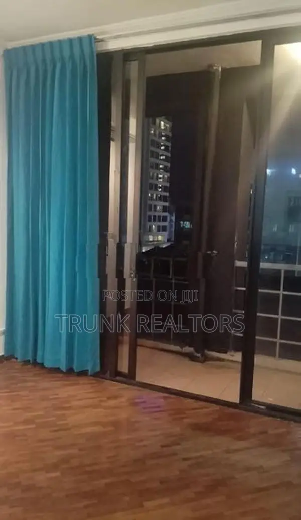Liberty Plaza, Colombo 03 04BR Apartment For Rent (NK11800)