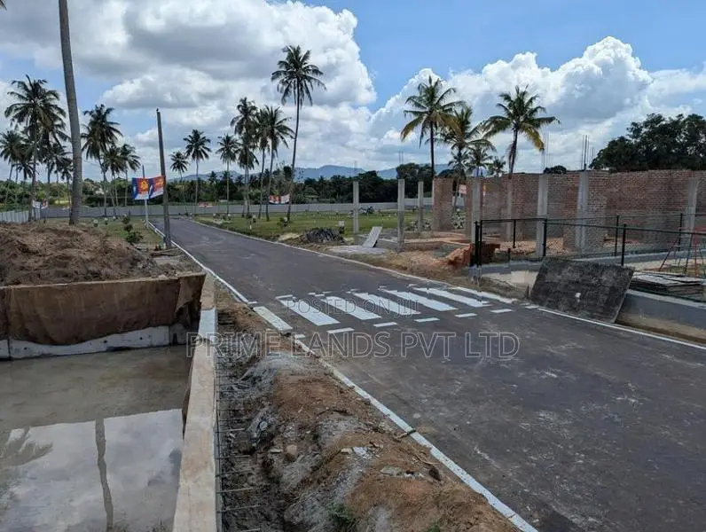 Fully Facility Getad Land for Sale Kurunegala