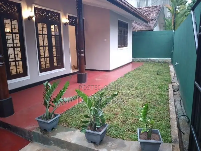 House For Long Lease Homagama/Pitipana North