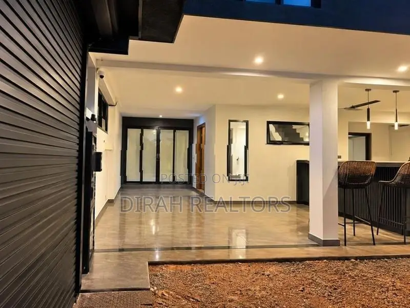 4BR Luxury House for Sale | Moratuwa (ZR-0026)