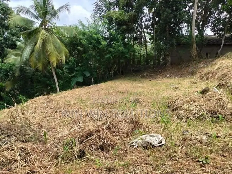 Kegalle Town එකටම කිට්ටුවෙන්, අගනා බිම් කොටස්