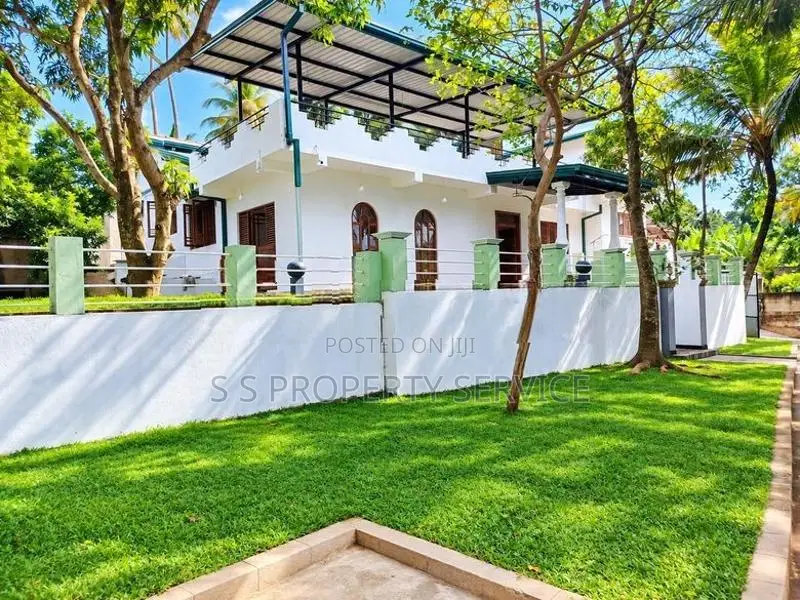 2 Story House for Sale in Kegalle (ssph-126)