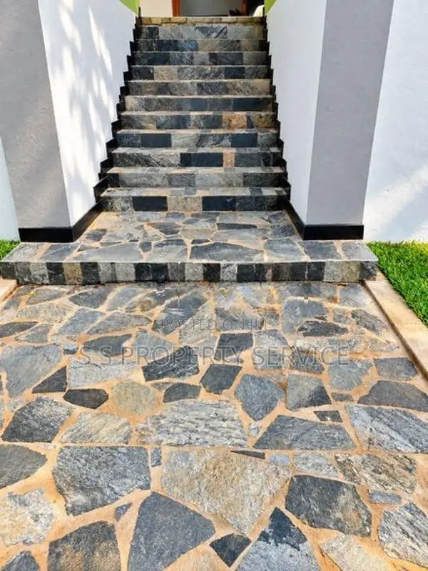 2 Story House for Sale in Kegalle (ssph-126)