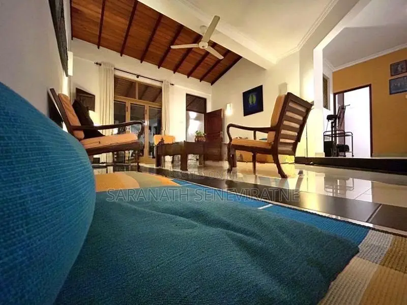 House With a Beautiful Garden - Located in Quiet Residential Nugegoda