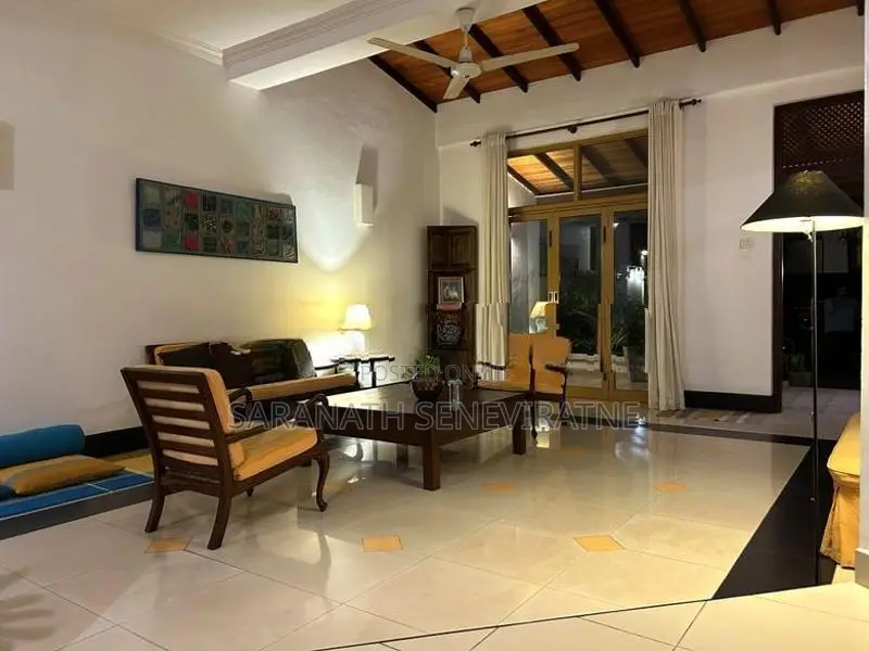 House With a Beautiful Garden - Located in Quiet Residential Nugegoda