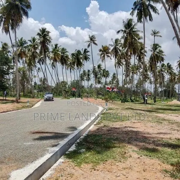 Prime Land for sale in pellandeniya junction