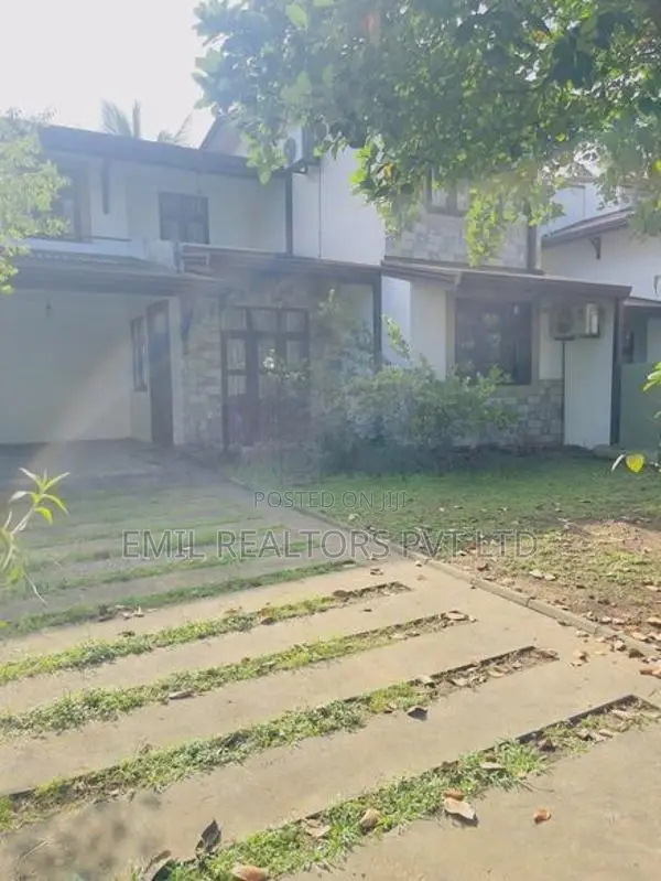 3 Bedroom Modern House for Rent – Malabe (EM007PV)