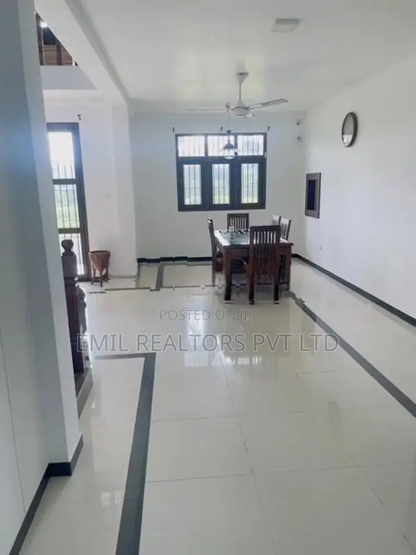 3 Bedroom Modern House for Rent – Malabe (EM007PV)