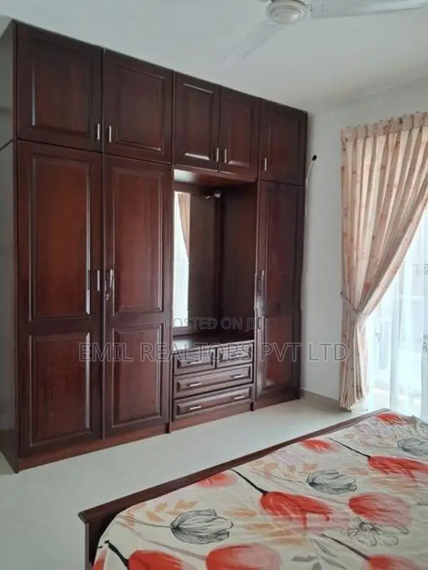 Fully Air-Conditioned 3 Bedroom Apartment for Rent – Colombo 04(EM066S