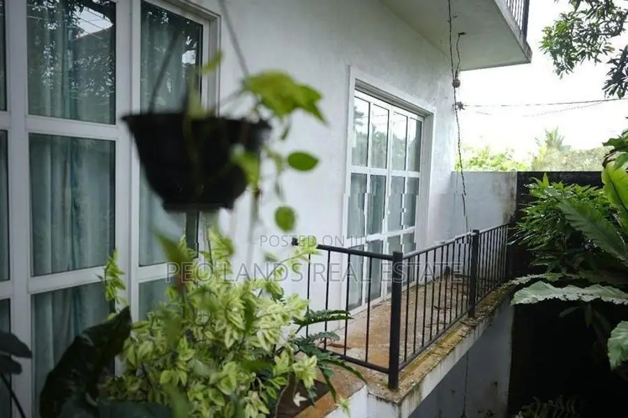 (MR460) Four Storey House for Rent in Malabe