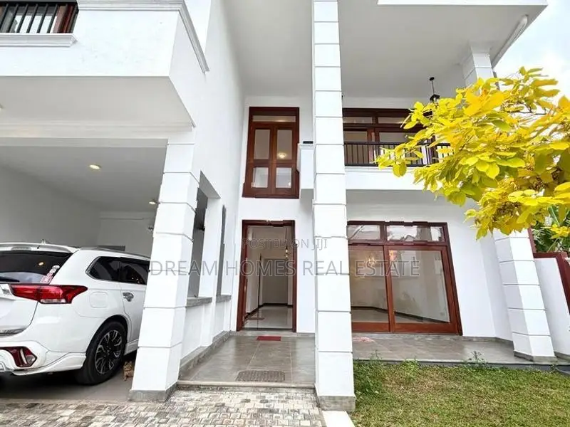 Brand New Modern Luxury House for Sale – Battaramulla