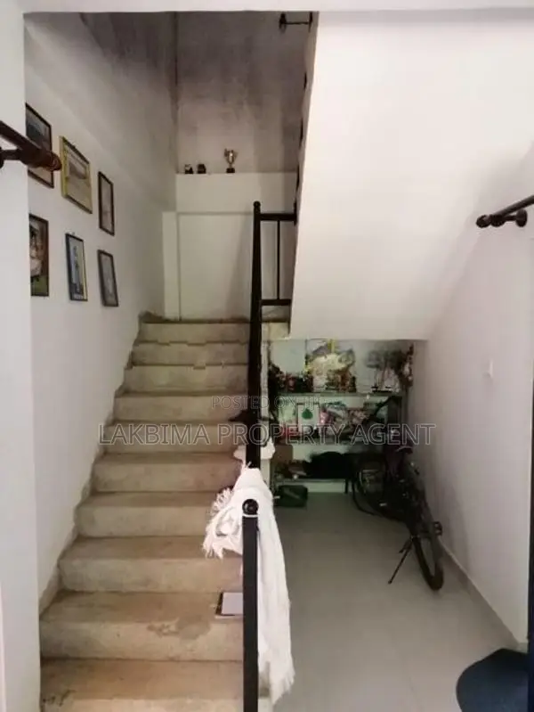Incomplete House for Sale Kandy Pilawala