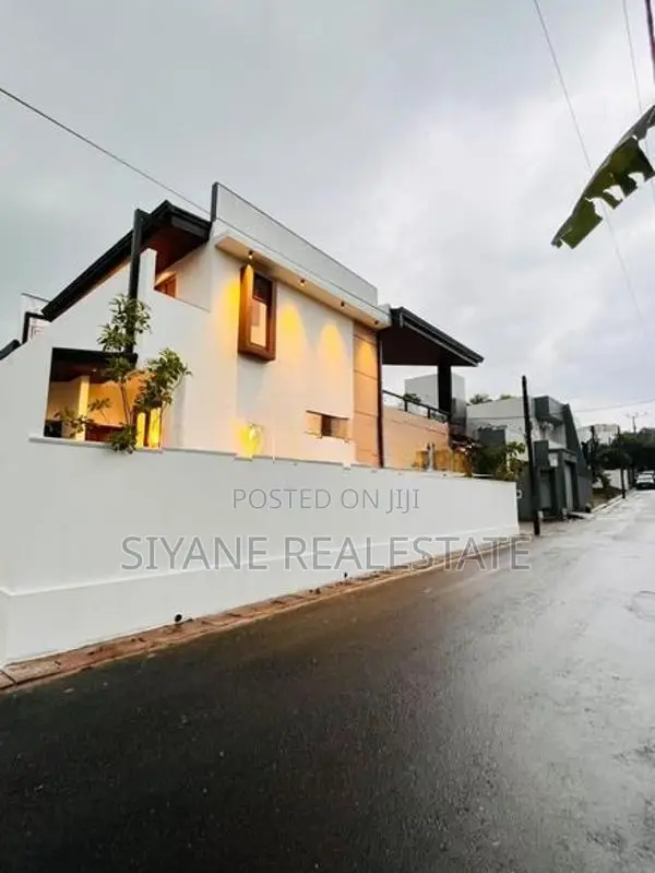 Brand New House for Sale in Kahanthota Road Malabe