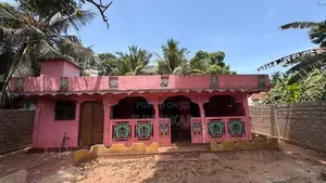 House for Sale at Suthumalai