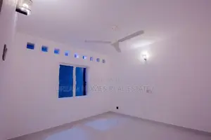 4BR House in Millennium City, Athurugiriya
