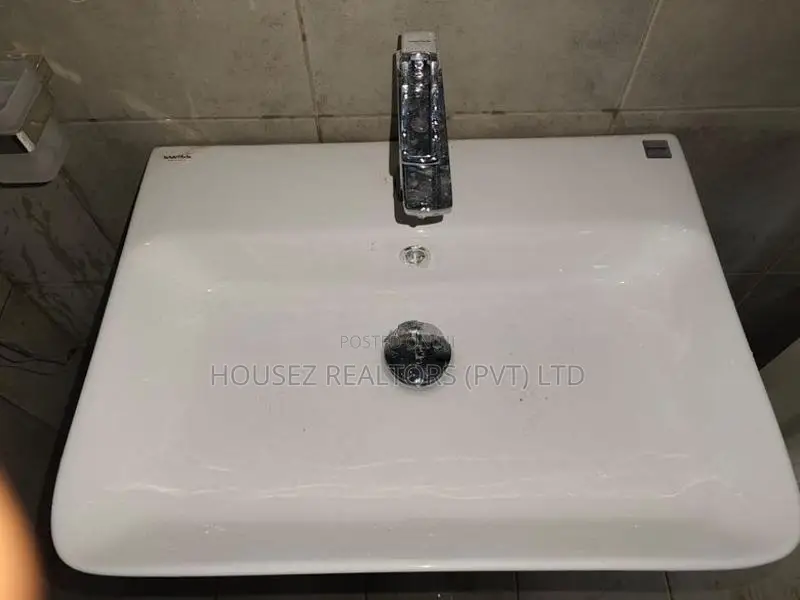 Luxury Villa with Valuable Land for Sale – Unawatuna