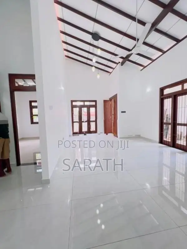 New Designed Brand House Sale Athurugiriya