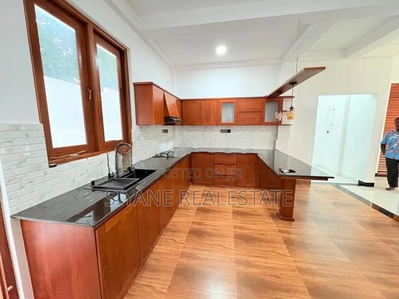 Brand New House for Sale in Hokandara