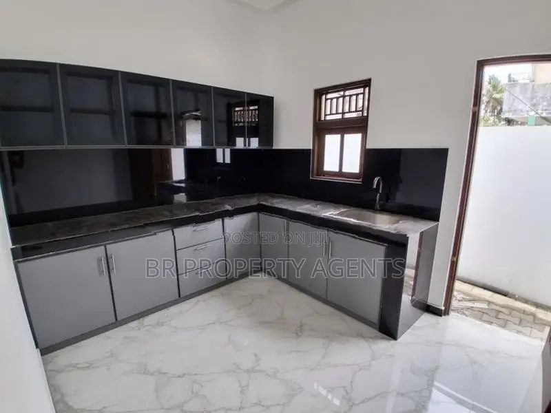 Brand New Single Story House for Sale in Wellampitiya